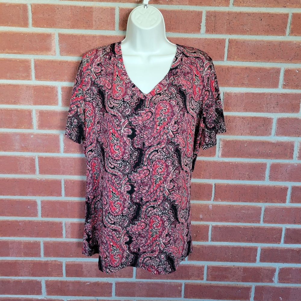 White Stag XL 16-18 Black Red Paisley V Neck Short Sleeve Top    #369